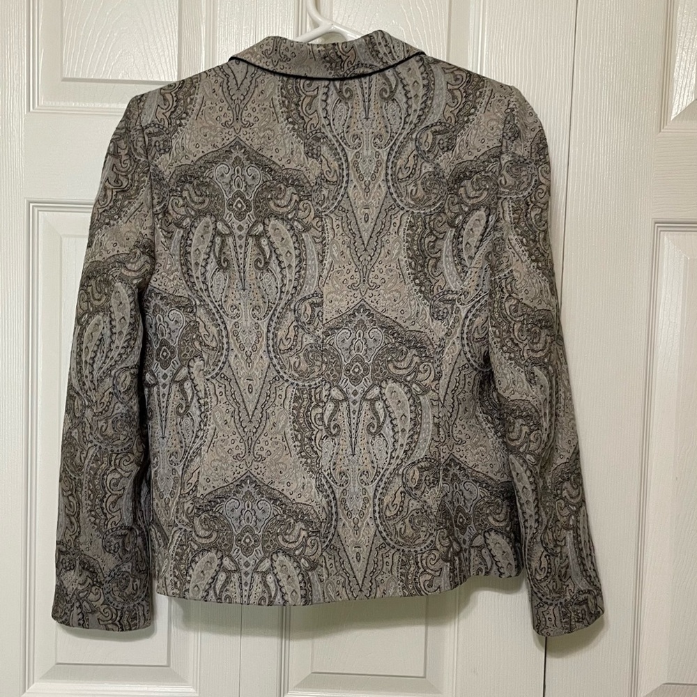 Evan Picone Women's Paisley Blazer - Black and Gray - Picture 2 of 7